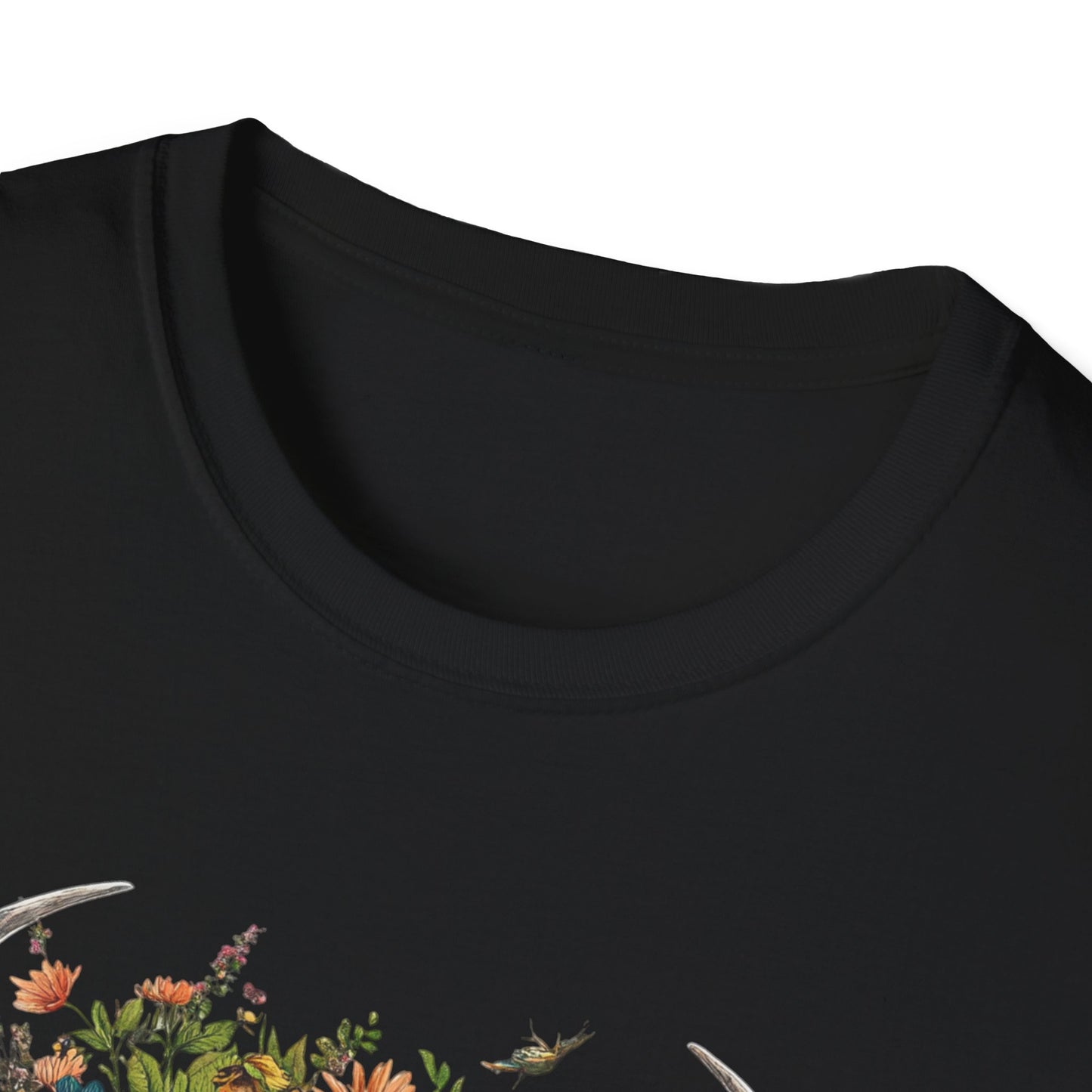 Zodiac Taurus Floral T-Shirt, Astrology Gift, Zodiac Sign Tee, Birthday Gift for Taurus, Cow  Bull Graphic Shirt, Nature Lover Apparel